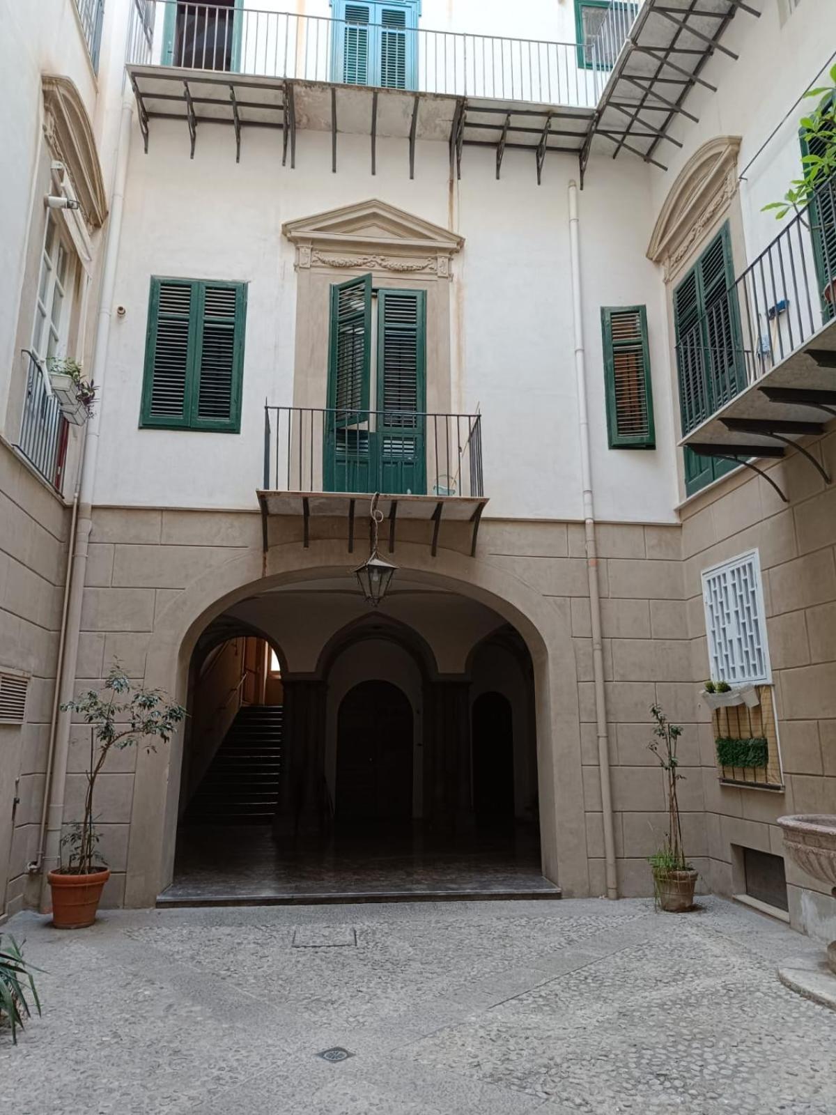 La Dimora Della Kalsa Apartment Palermo Exterior photo